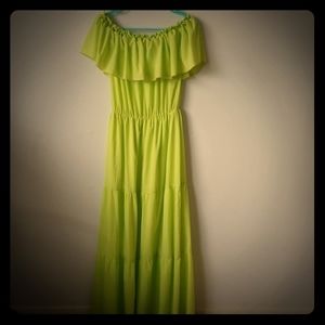 Open Shoulders Dress